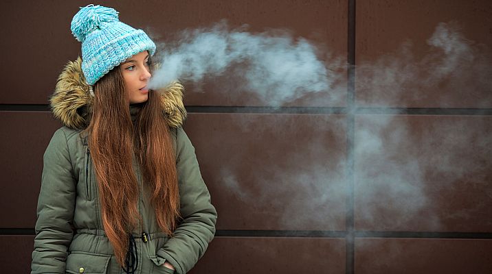 Telediario 1 - Lucha contra el tabaquismo y el vapeo