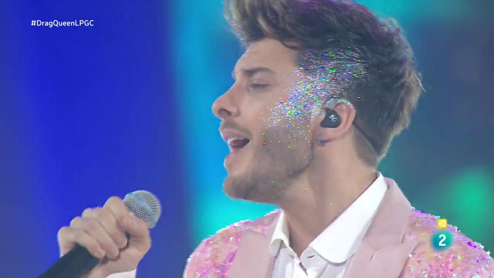 Blas Cantó canta "Universo" en el Carnaval Las Palmas de Gran Canaria 2020