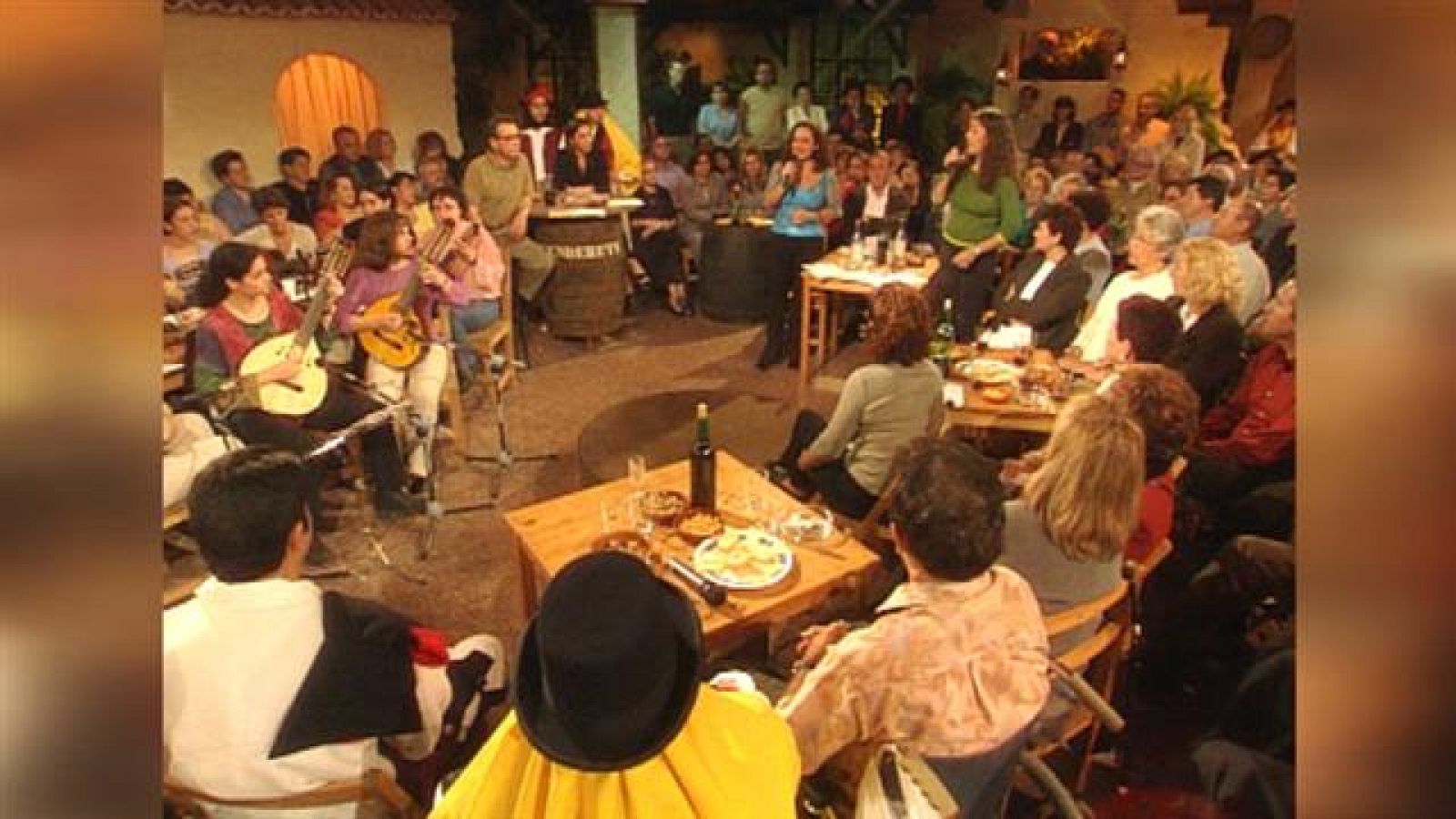 Tenderete - 01/03/2020 año 2000 con Parranda de mujeres, Parranda del Millo, Luis Morera y otros solistas.