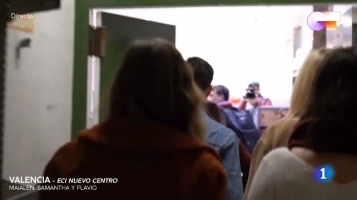OT 2020 - Salida de Samantha, Flavio y Maialen ante los fans en Valenc