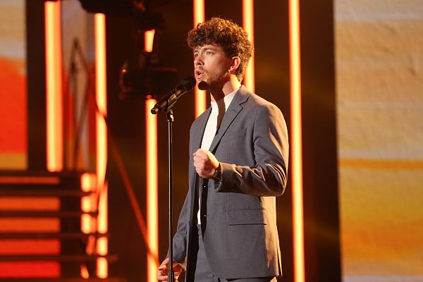 OT 2020 - Jesús canta "Sábado por la tarde" en la Gala 7