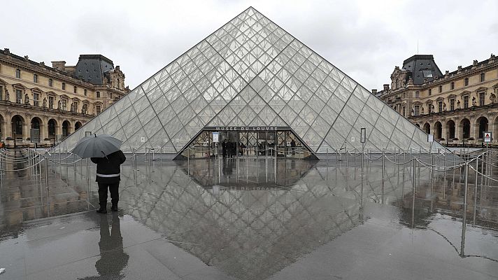 Telediario 1 - Cierra el Louvre por el miedo al coronavirus