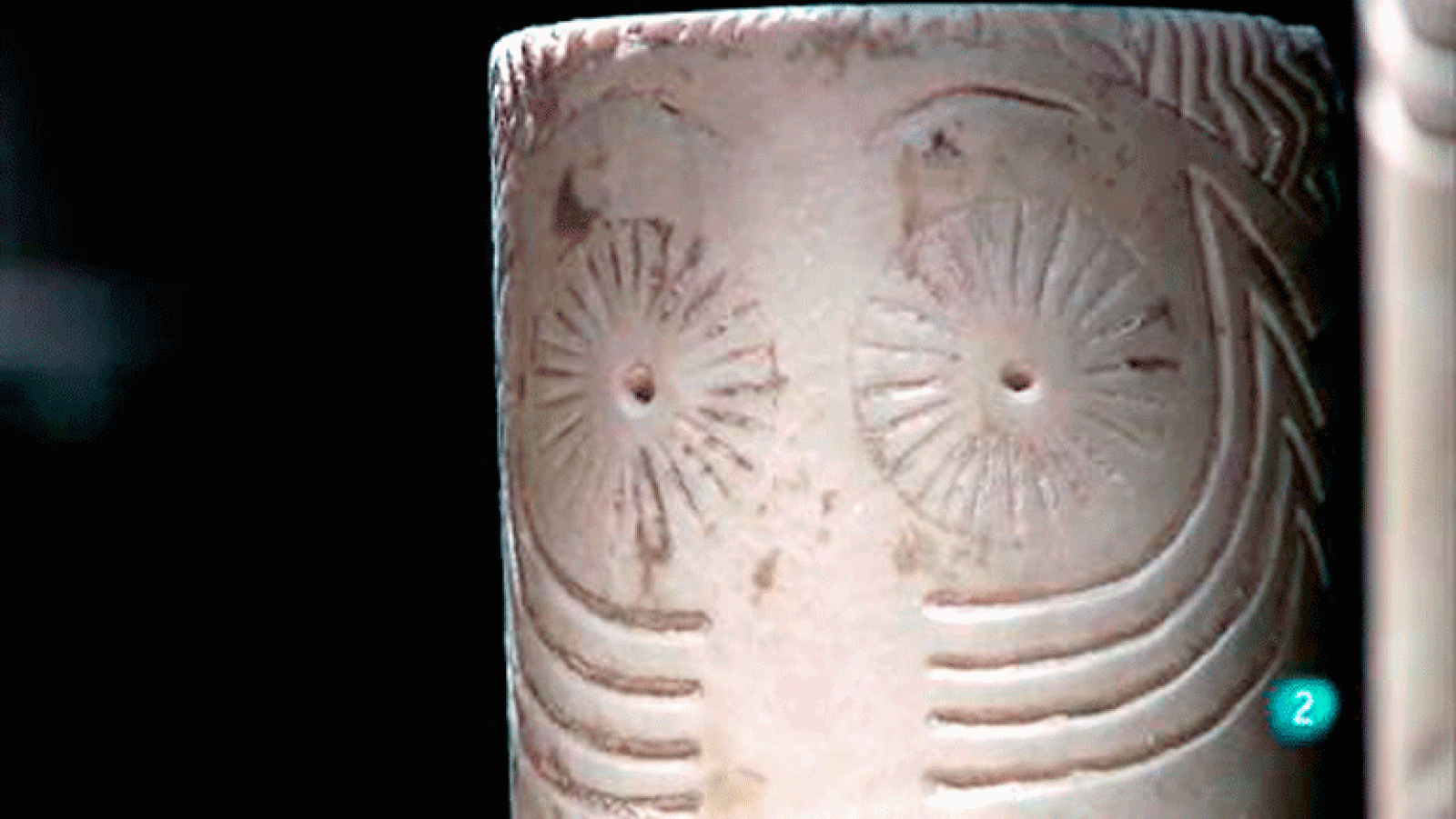 Museo Arqueológico de Alicante La aventura del saber. El túnel del tiempo: Ídolos. Miradas milenarias 2