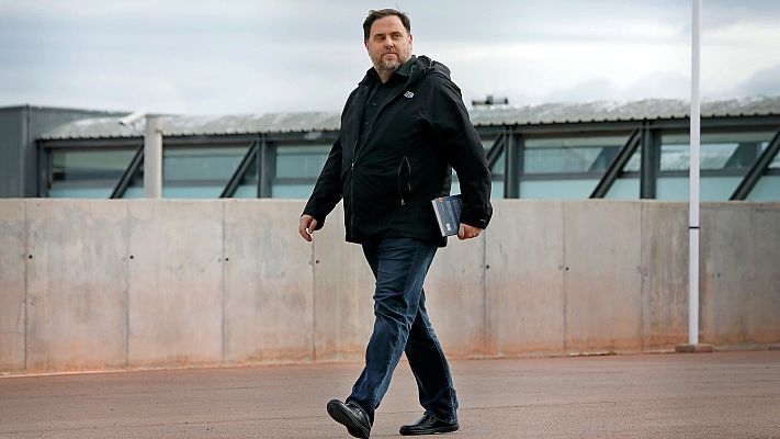 Informativo 24h - Junqueras sale de la cárcel en su primer permiso para dar clases en la universidad