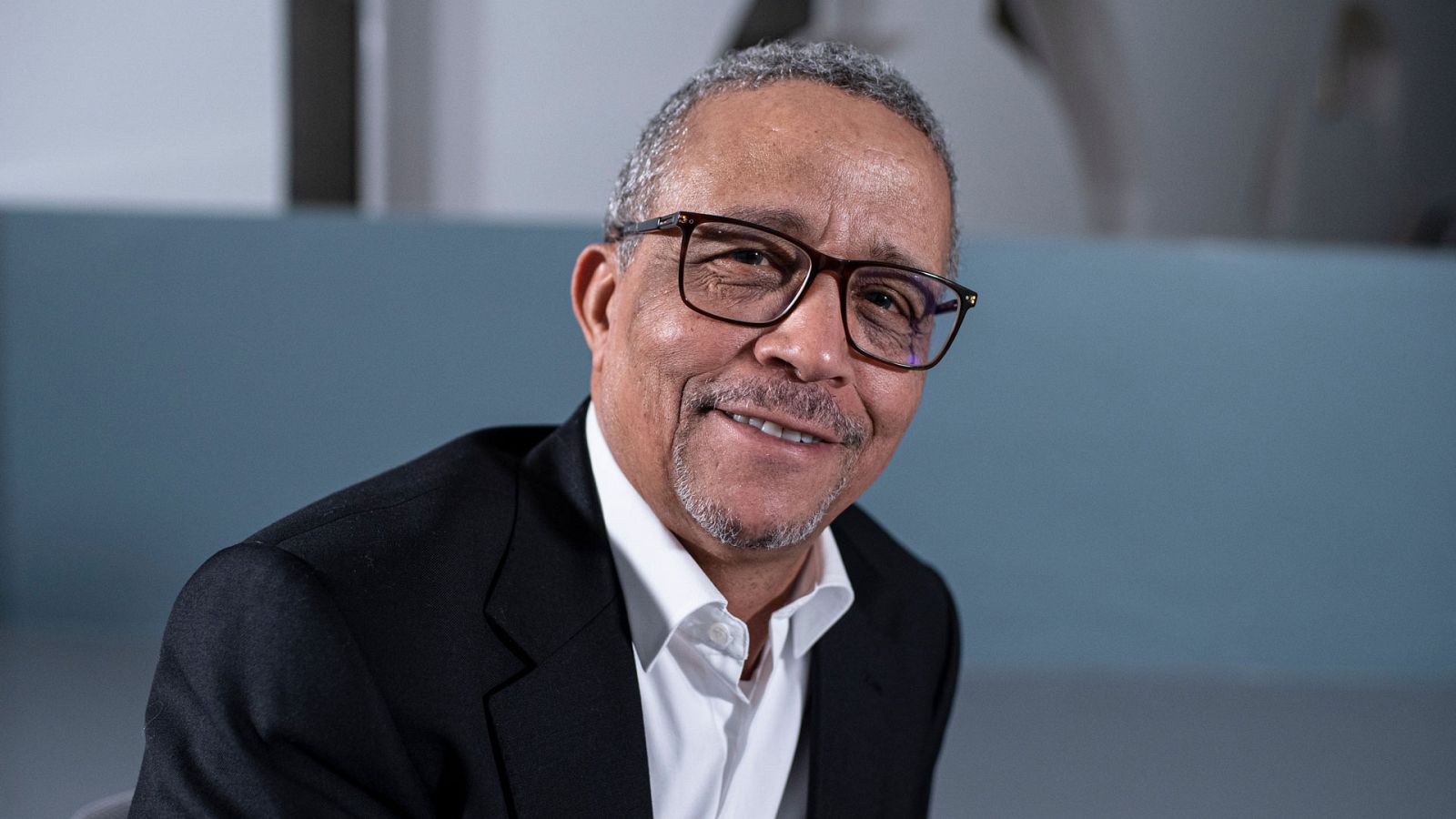 Página Dos - Yasmina Khadra - ver ahora