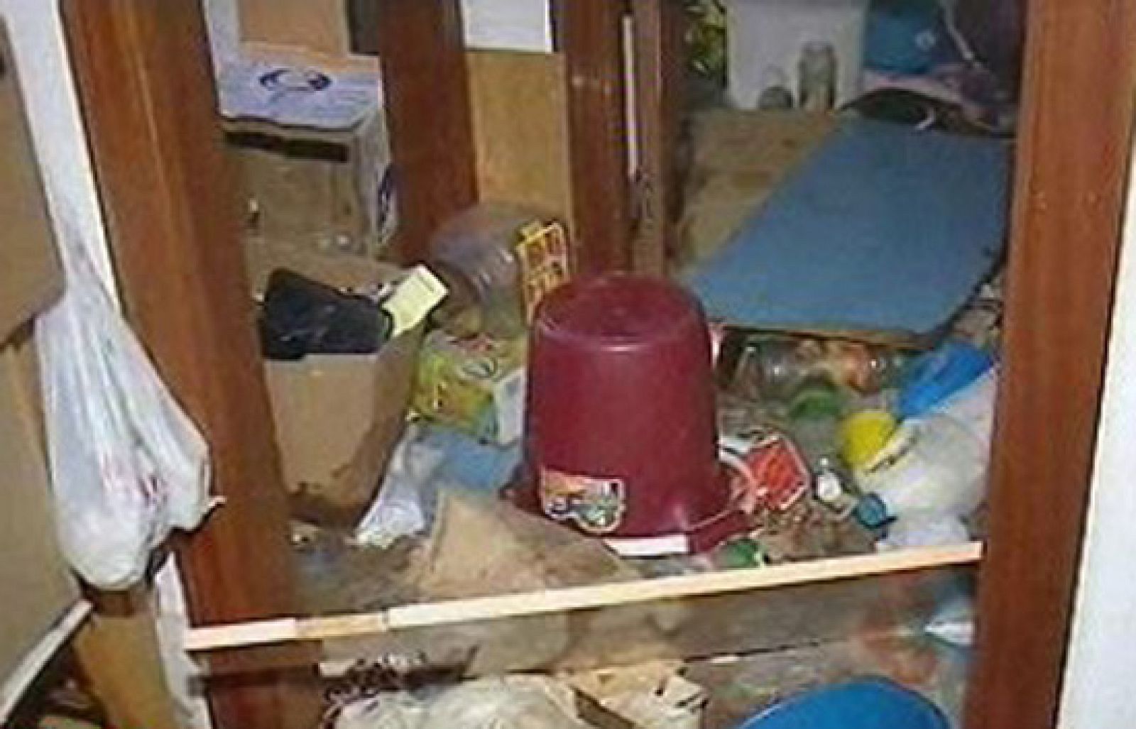 España Directo - Vivir entre basura | Ver