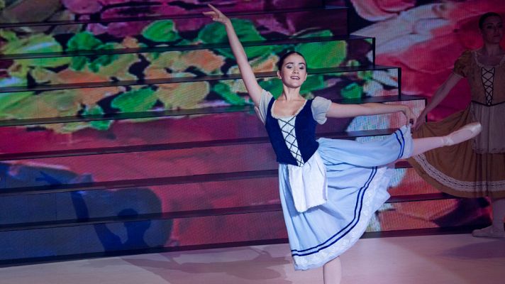 Prodigios - Prodigios 2 - Adriana se convierte en "Giselle"