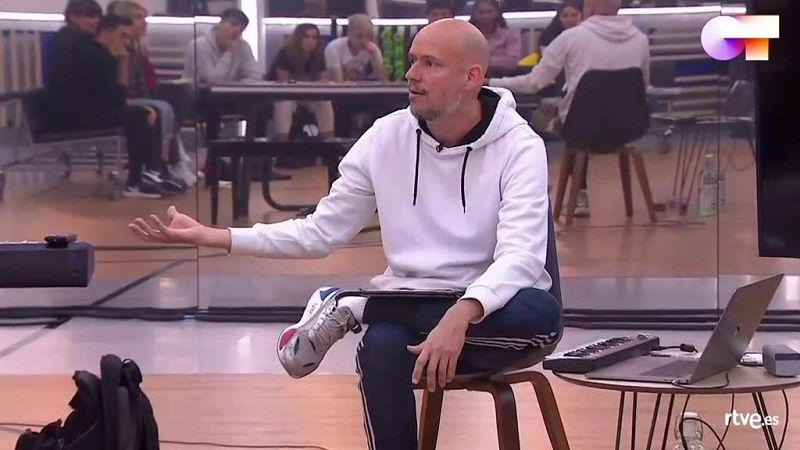 Guille Milkyway, el profesor de Cultura Musical de OT 2017 y líder del grupo La casa azul, les ha dado una clase magistral de composición a los concursantes de OT 2020