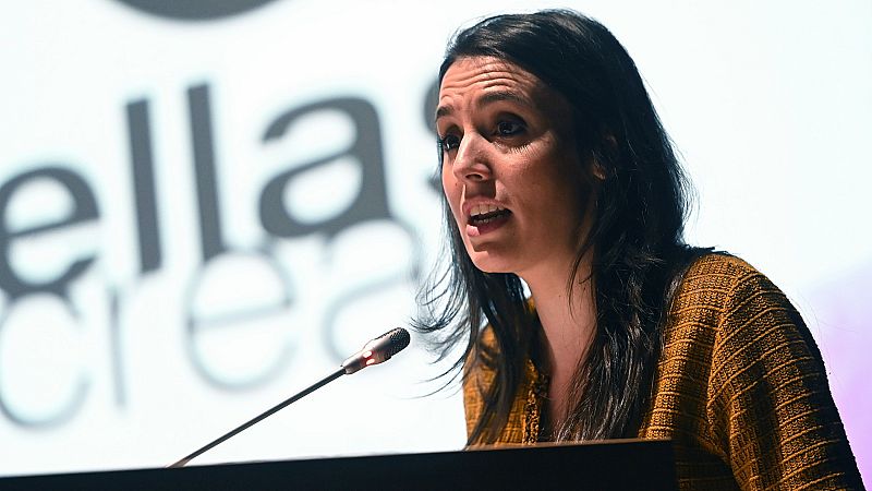 El Gobierno justifica el lema 'sola y borracha quiero llegar a casa' ante las críticas de la oposición