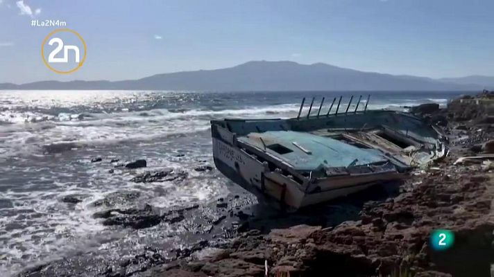 La 2 Noticias - Rabia contra los refugiados en Lesbos
