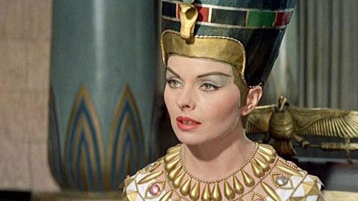 Cine internacional - Nefertiti, la reina del Nilo