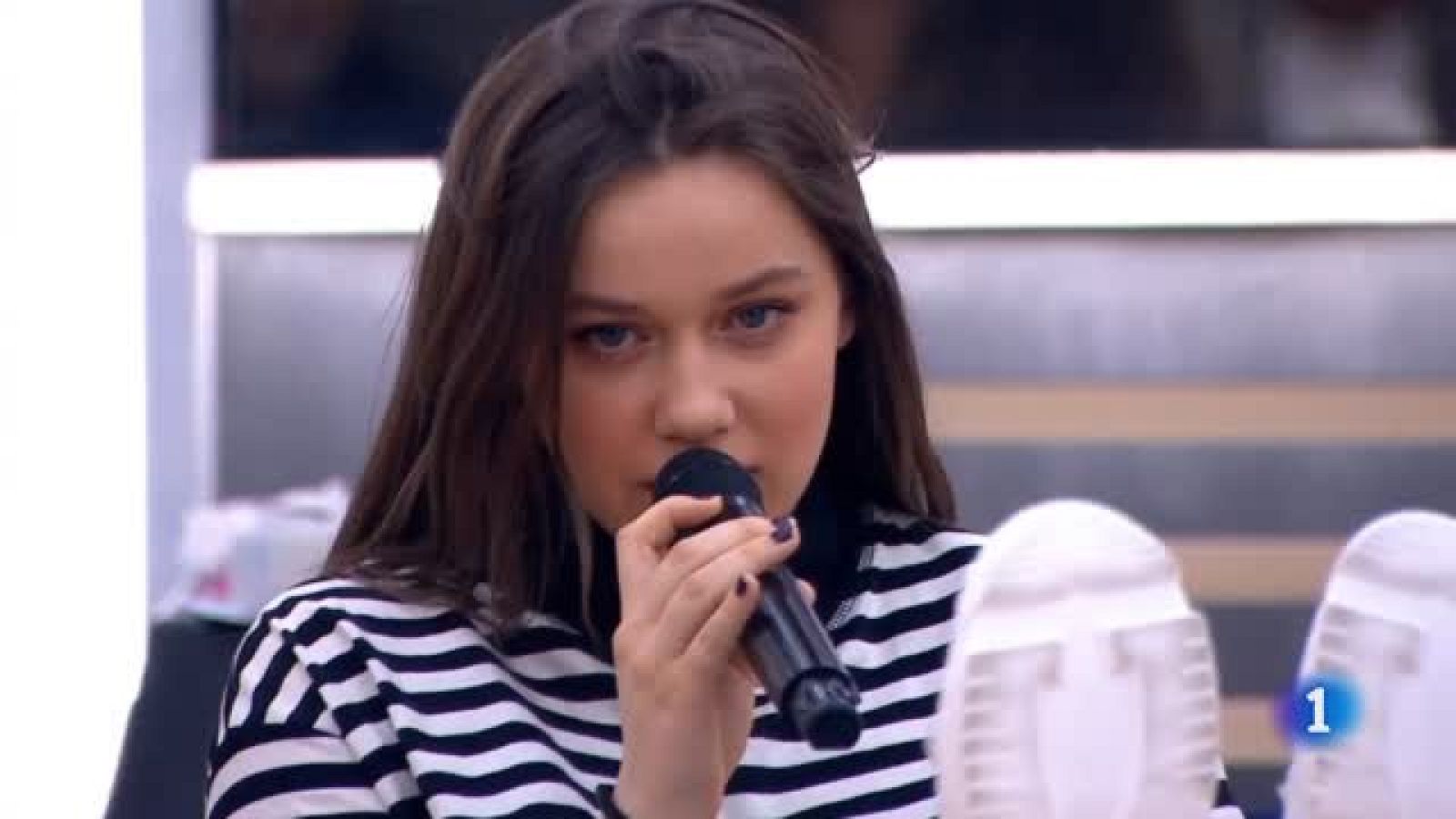 Eva canta "Bad Guy", de Billie Eilish, en el segundo pase de micros de la Gala 8 de Operación Triunfo 2020