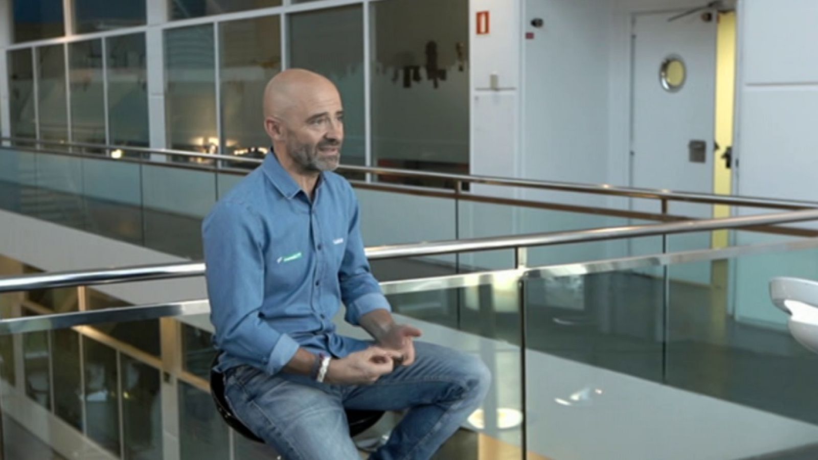 Sobresalientes - Sobre cuatro ruedas - ver ahora