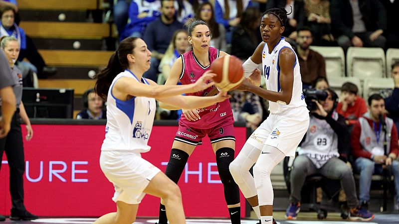 Baloncesto - Copa de la Reina 2020. 1ª Semifinal: RPK Araski - Perfumerías Avenida - ver ahora