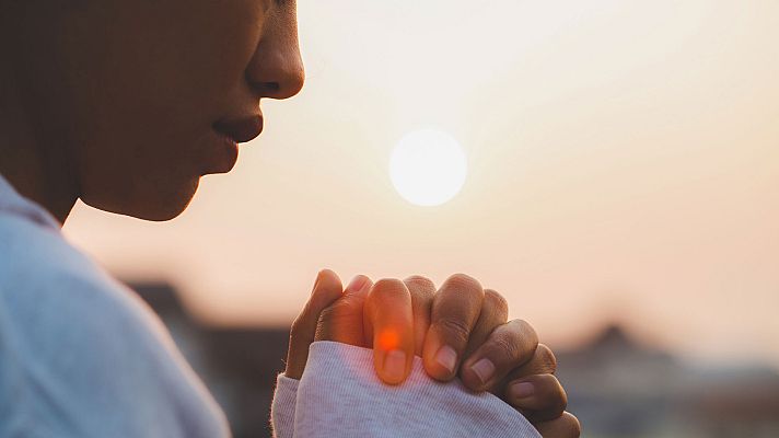 Informe Semanal - Iguales ante Dios