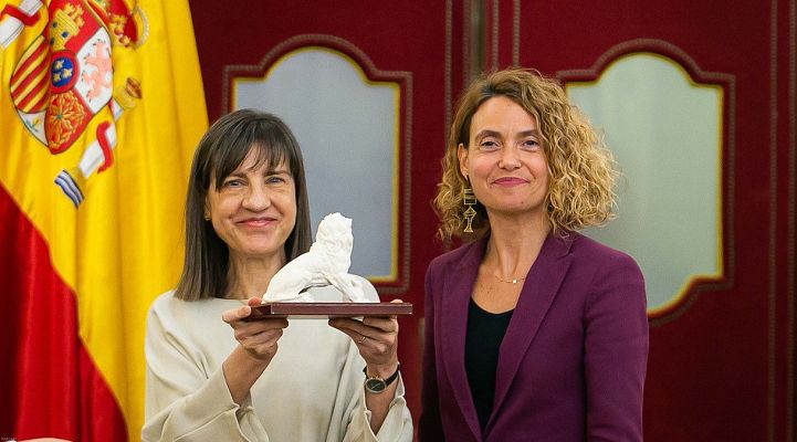 Parlamento - Anabel Díez, premio Josefina Carabias 2020