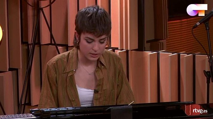 OT 2020 - Natalia Lacunza canta "Gata negra"
