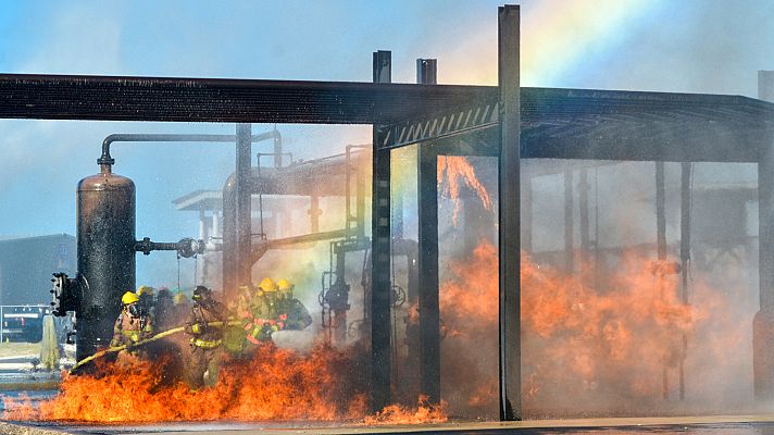 Comando Actualidad - Vivir en el polvorín