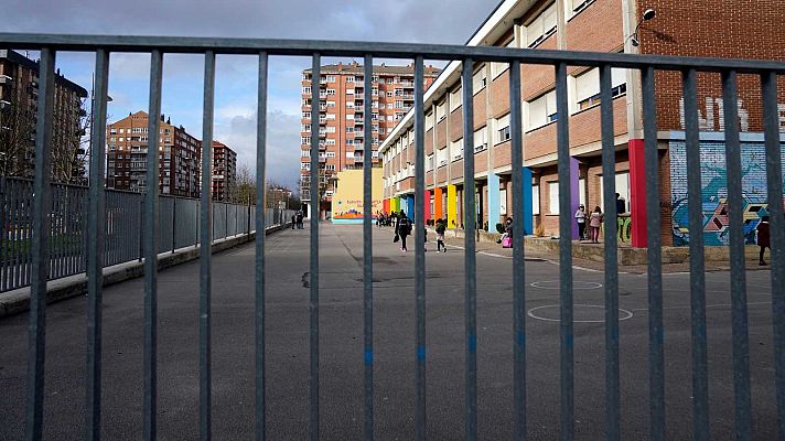 A partir de hoy - ¿Qué piensan los padres del cierre de los colegios?
