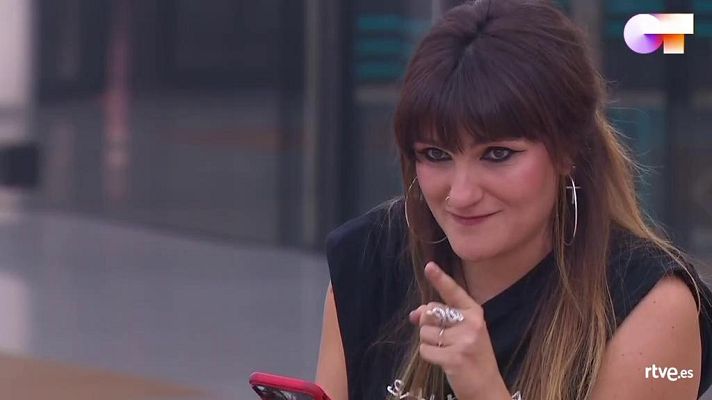 OT 2020 - Rozalén cuenta la única vez que quiso bajarse del escenario