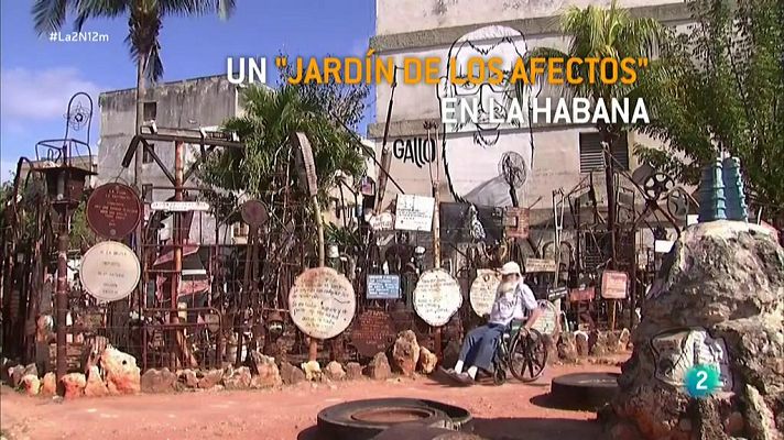 La 2 Noticias - Un "jardín de los afectos" en La Habana