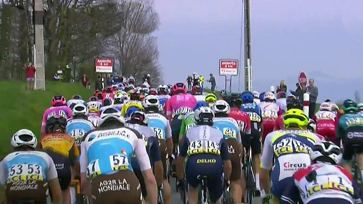 Ciclismo - París-Niza 5ª etapa. Resumen