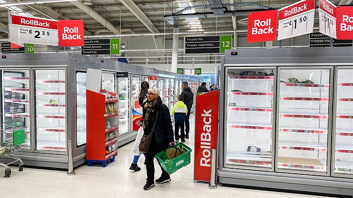 Especial Coronavirus - Un profesor, sobre cómo afronta el Reino Unido el coronavirus: "Dejarle vía libre, para pasar cuanto antes la epidemia"