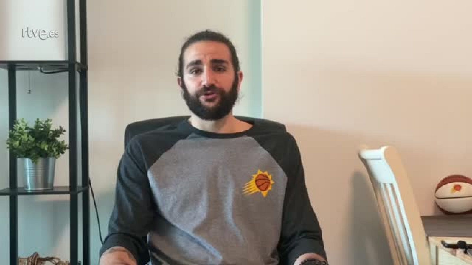 Vídeo | Ricky Rubio: "Son momentos muy complicados por el daño que esta ocasionando este virus"