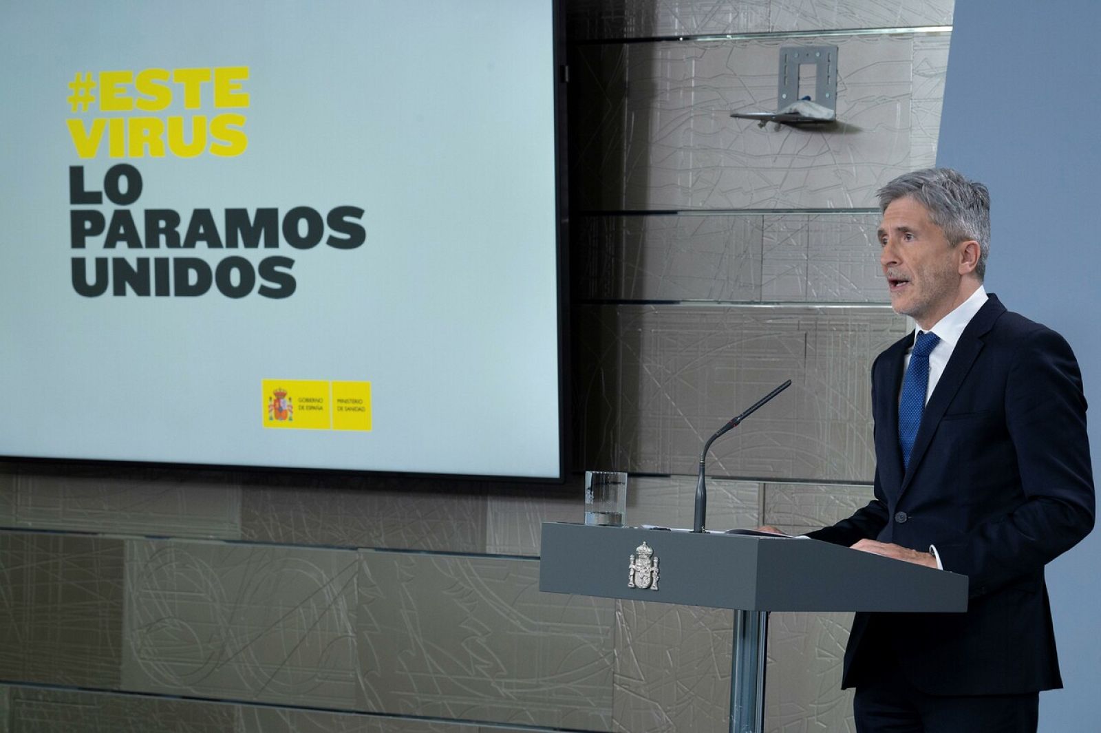 Marlaska: "Ya hay condenas por desobediencia de cuatro meses de prisión" | Ver