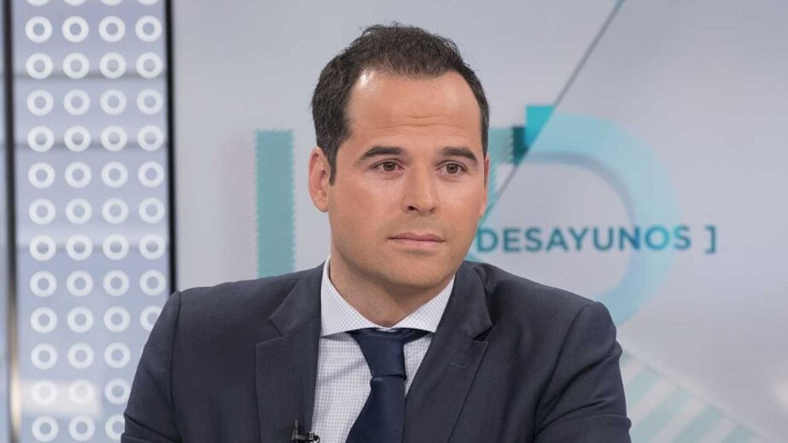 Aguado: "El mensaje de la ministra sobre las residencias fue alarmista, hay que ponerlo todo en contexto" | Ver