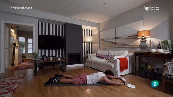 Muévete en casa - ¡Prepárate para los ejercicios de intensidad con una toalla!