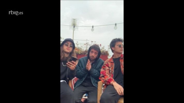 Especial Coronavirus - Los Homas han convertido sus temas desde la terraza en virales