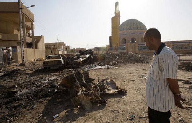  - Atentado en Bagdad deja 27 muertos