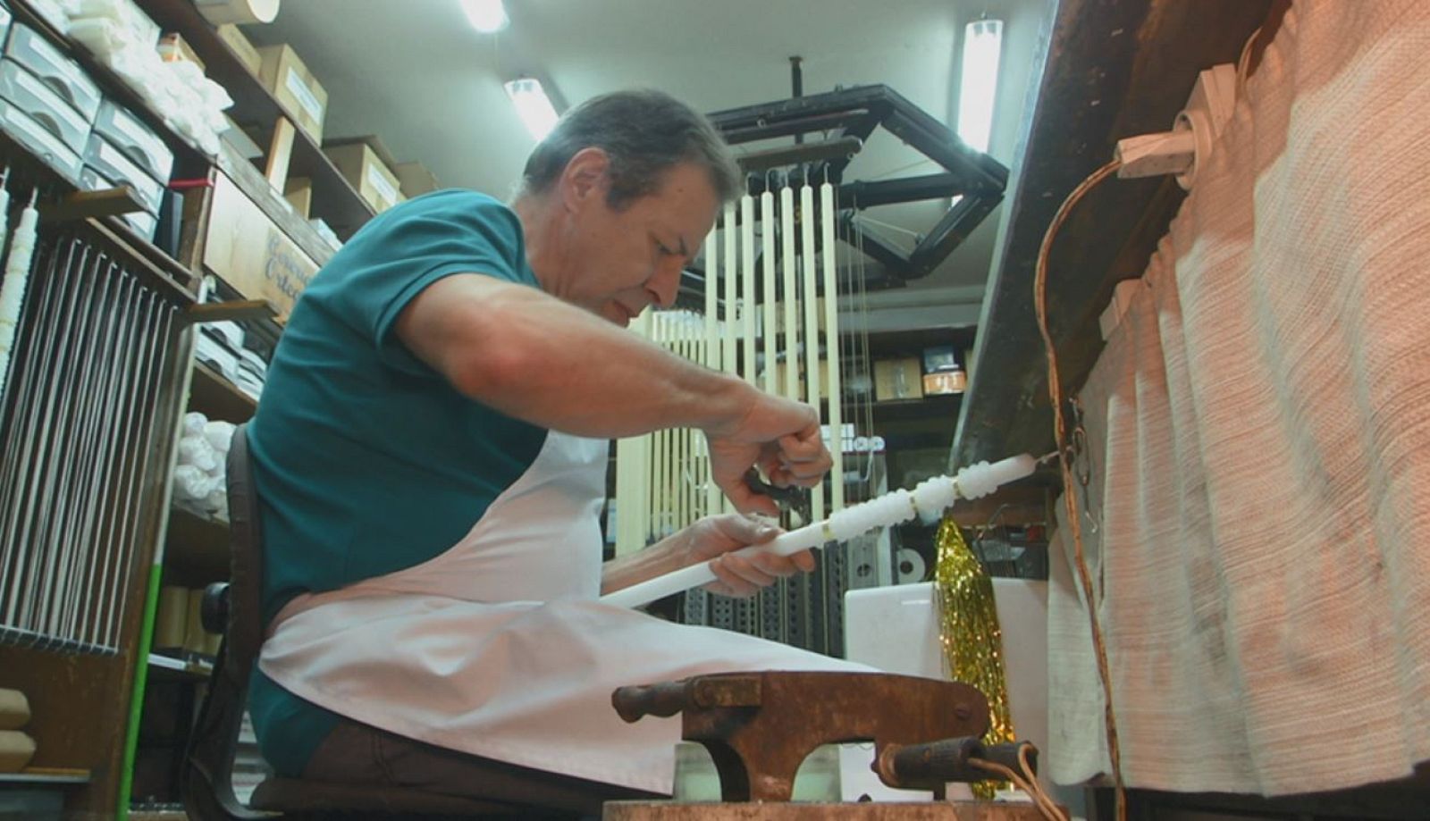 Peridis nos descubre que las velas son arte