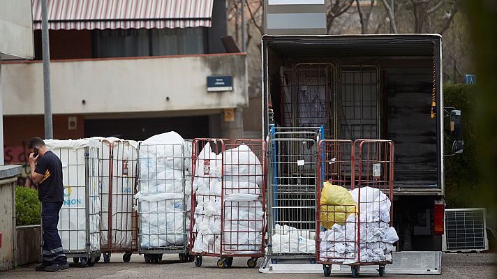 Telediario 1 - Las lavanderías de los hospitales extreman las precauciones para evitar contagios