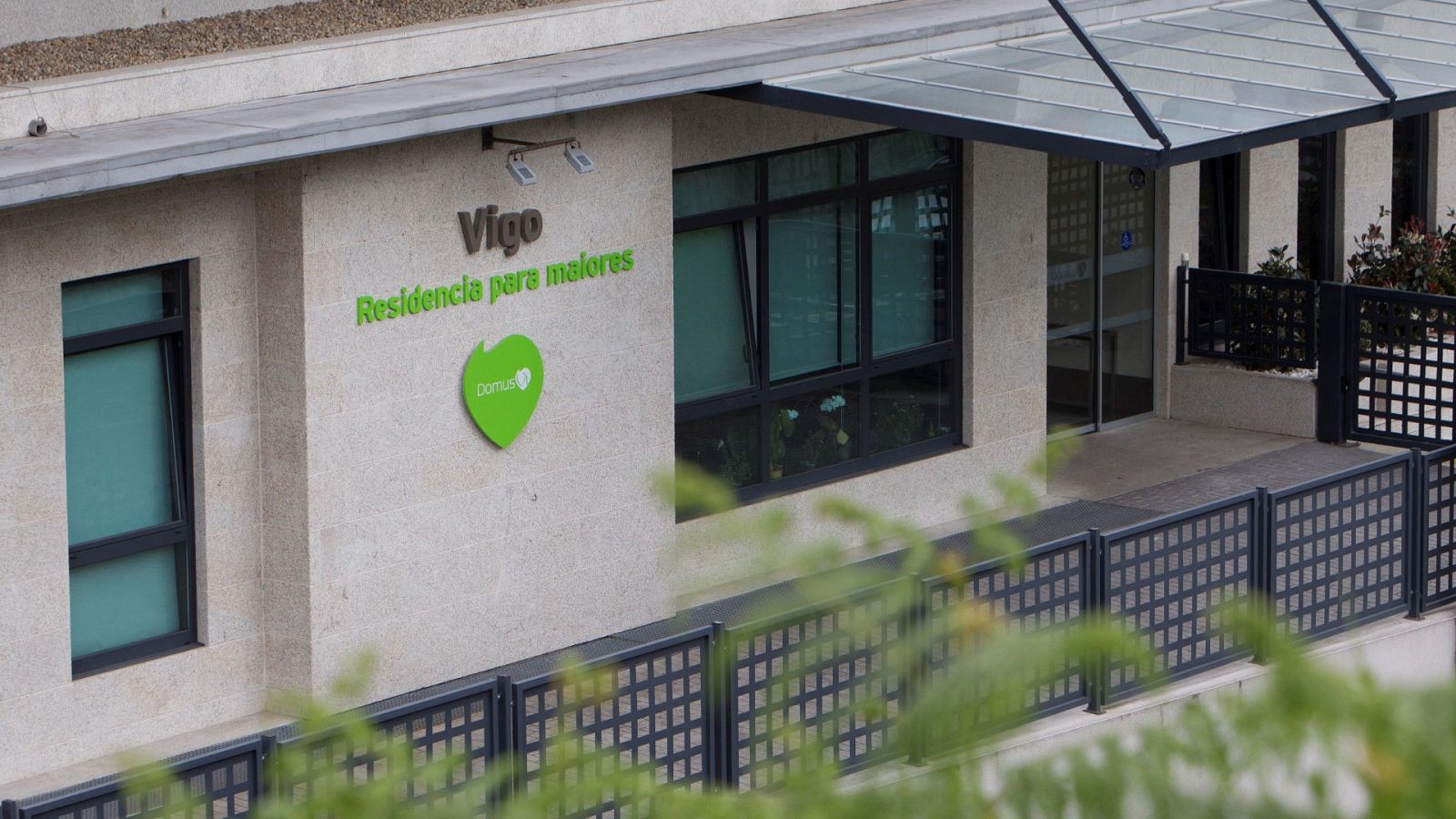 Los positivos en residencias gallegas se disparan un 45% en un día