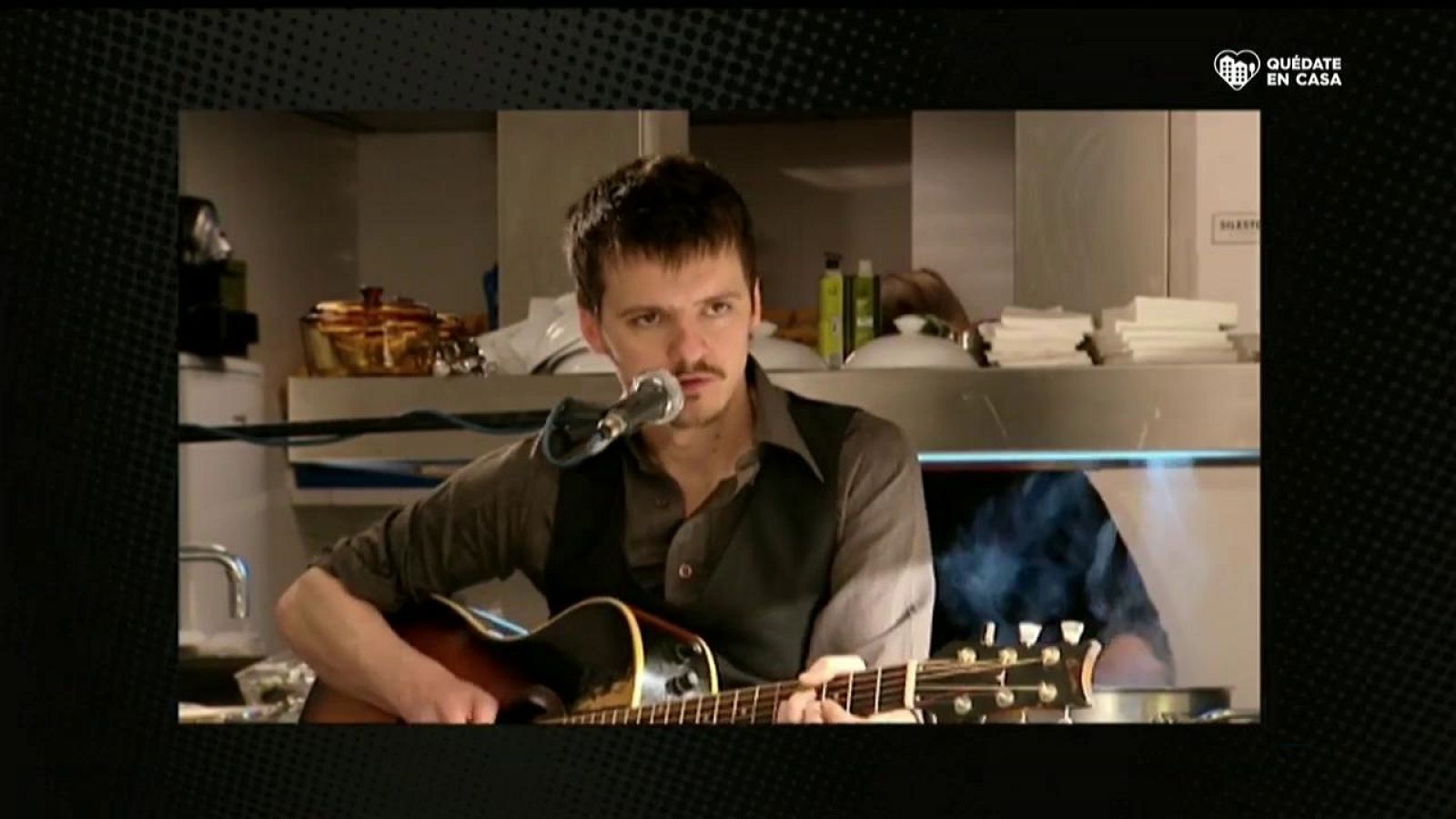 Cachitos de hierro y cromo - Oído cocina - ver ahora