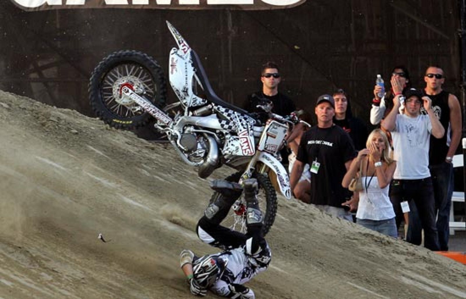 Acrobacias en los Juegos Extremos | Ver