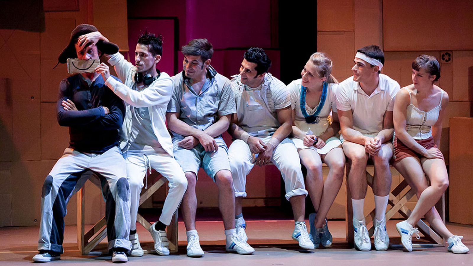 Ludo Circus Show - Teatro Infantil en Clan | Ver