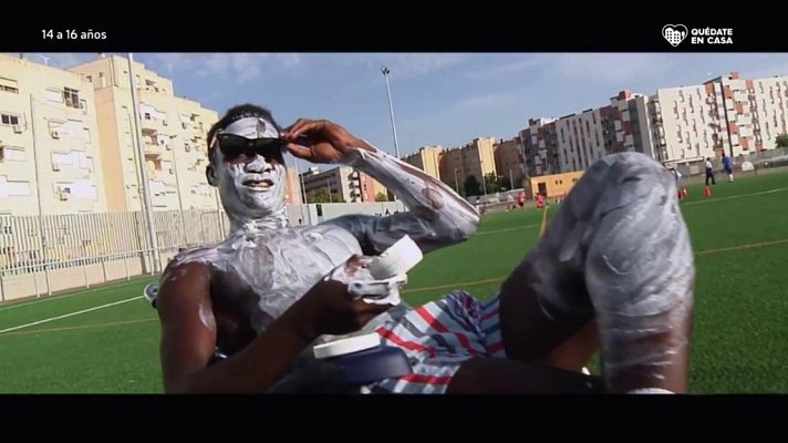 Aprendemos en casa - 14/16 - Ed. Artística/Ed. Física: Fútbol y Música