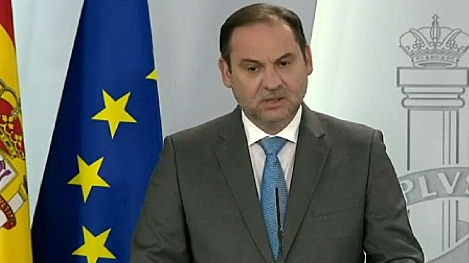 José Luis Ábalos: "Solo está operativa la T4 del aeropuerto Adolfo Suárez-Madrid Barajas" - RTVE.es | Ver