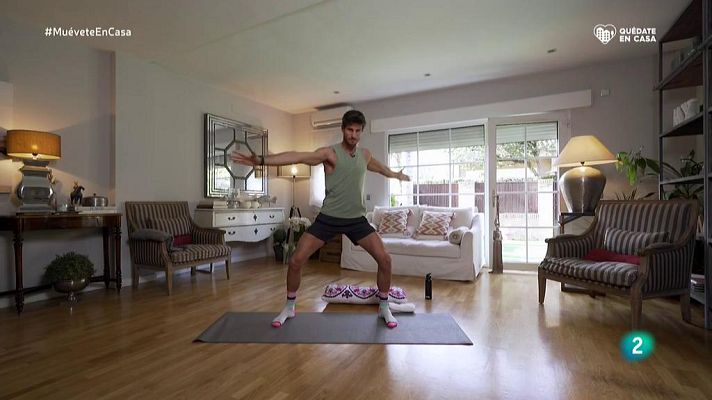 Muévete en casa - ¡Calentamos con ejercicios de yoga!