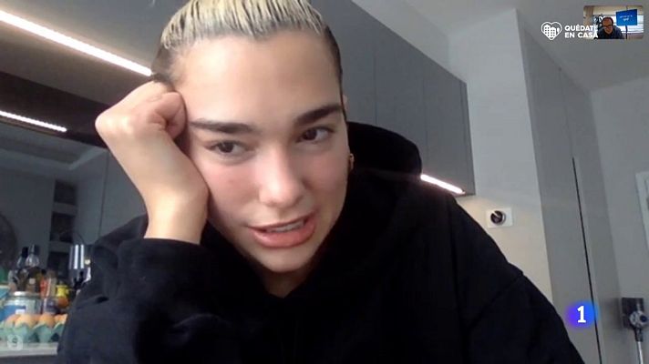 Telediario 1 - Dua Lipa cuenta cómo es su confinamiento londinense en exclusiva al Telediario