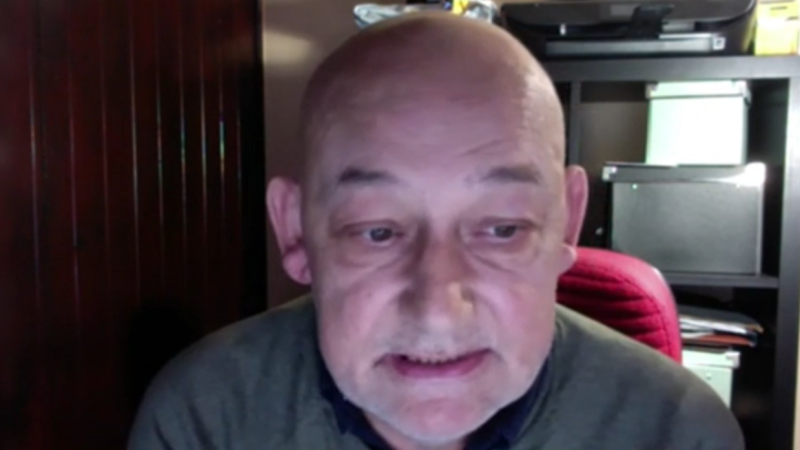 Florentino Felgueroso, investigador de Fedea: "El empleo está sufriendo un shock al que hay que sumar el nivel de precariedad laboral" - RTVE.es - Telediario 1 | Ver