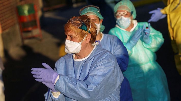 Especiales informativos - Más de 19.400 sanitarios infectados con coronavirus y cerca de un 20% ya de alta, según Sanidad