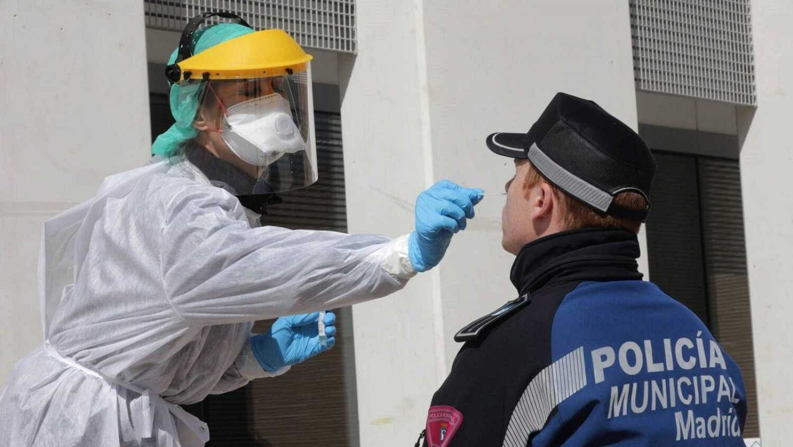 Sierra explica para qué se usan los diferentes tipos de test que detectan el coronavirus