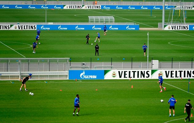 Telediario 1 - Bundesliga: primeros entrenamientos y solidaridad de sus futbolistas ante el coronavirus
