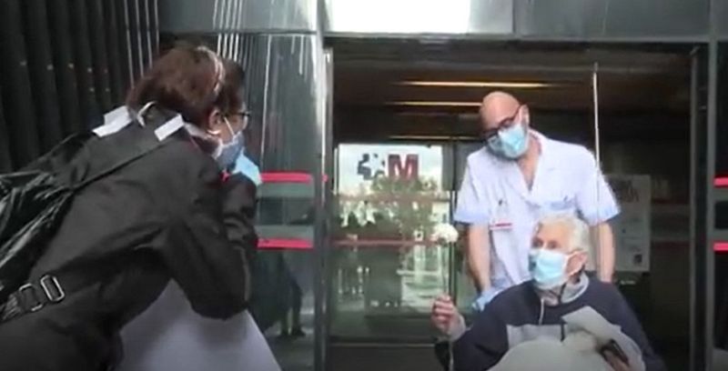 Coronavirus | Recuperado y ovacionado tras superar el coronavirus con 96 años | Ver