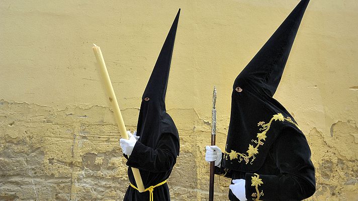 Telediario 1 - Crisis en las empresas vinculadas a la Semana Santa