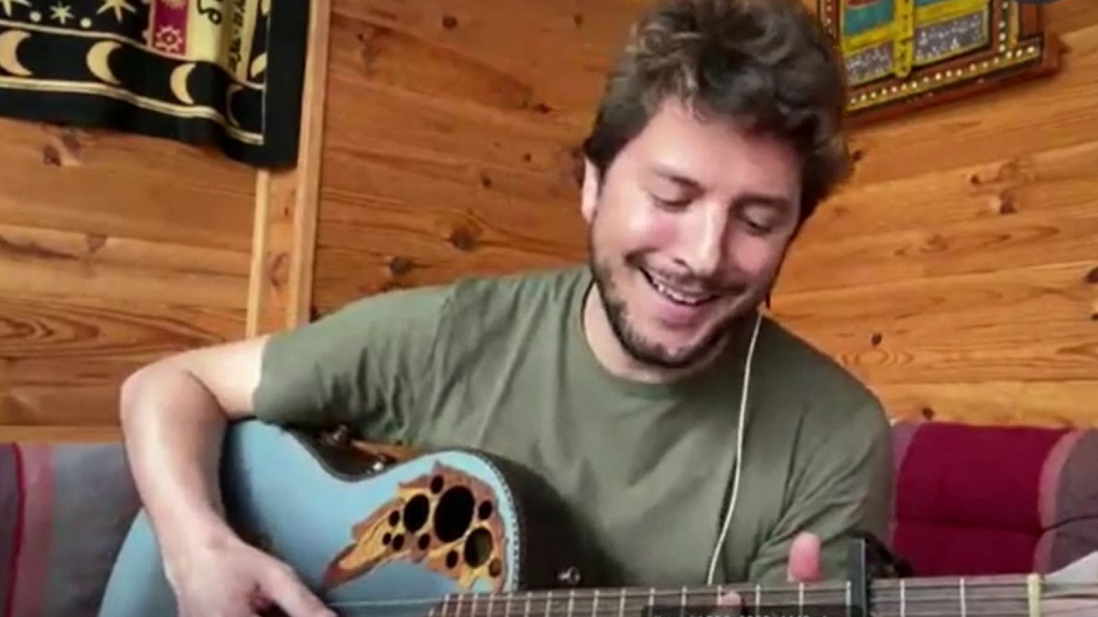 Manuel Carrasco presenta "Prisión esperanza", una canción desde el confinamiento